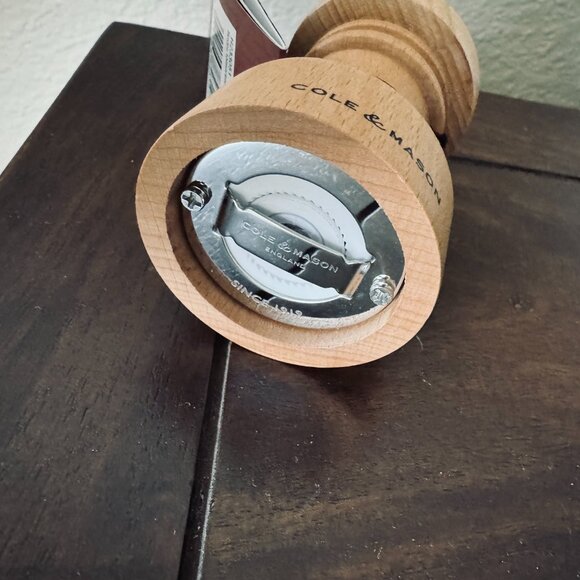 Cole & Mason Hoxton Salt Mill Grinder New Light Wood Manuel Adjustable - Picture 10 of 12